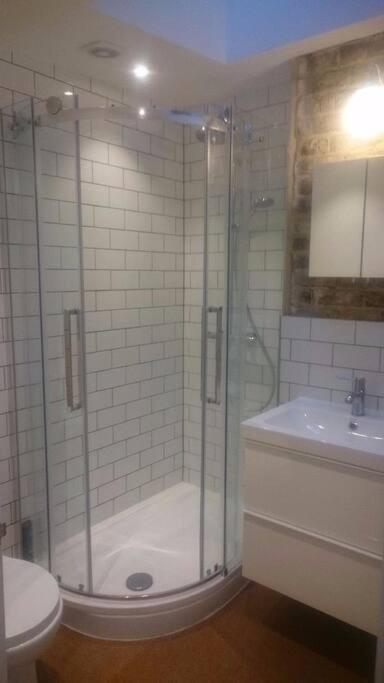 Central London Flat. Georgian Terrace. Bright. מראה חיצוני תמונה